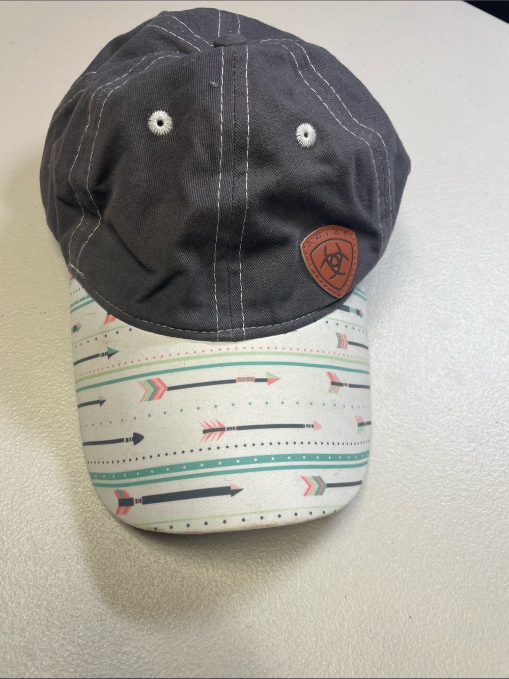Ariat Black Hat with Arrow-Print Teal & Coral Brim